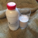 Jogurtový nápoj s příchutí maliny 0,5l (sklo)