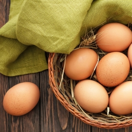 Farmářská vejce od šťastných slepic