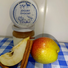 Slížanský jogurt hruška se skořicí 200ml
